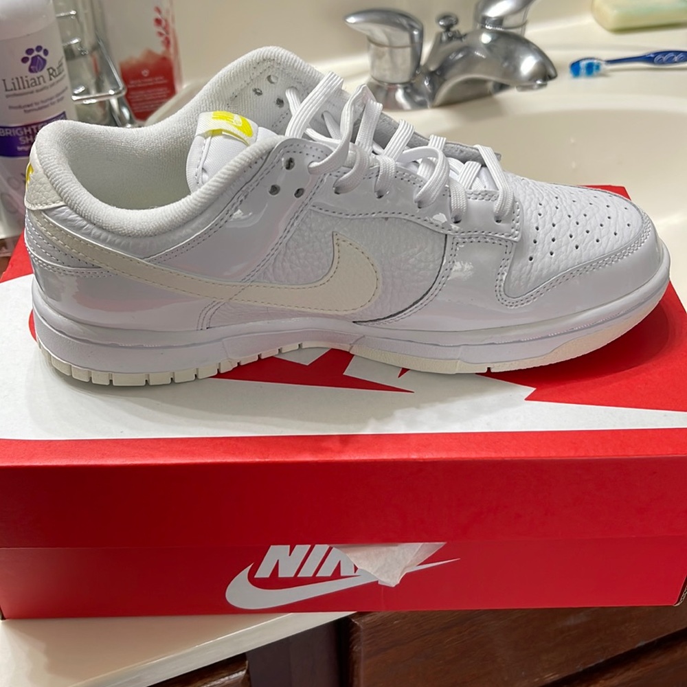 wmns nike dunk low